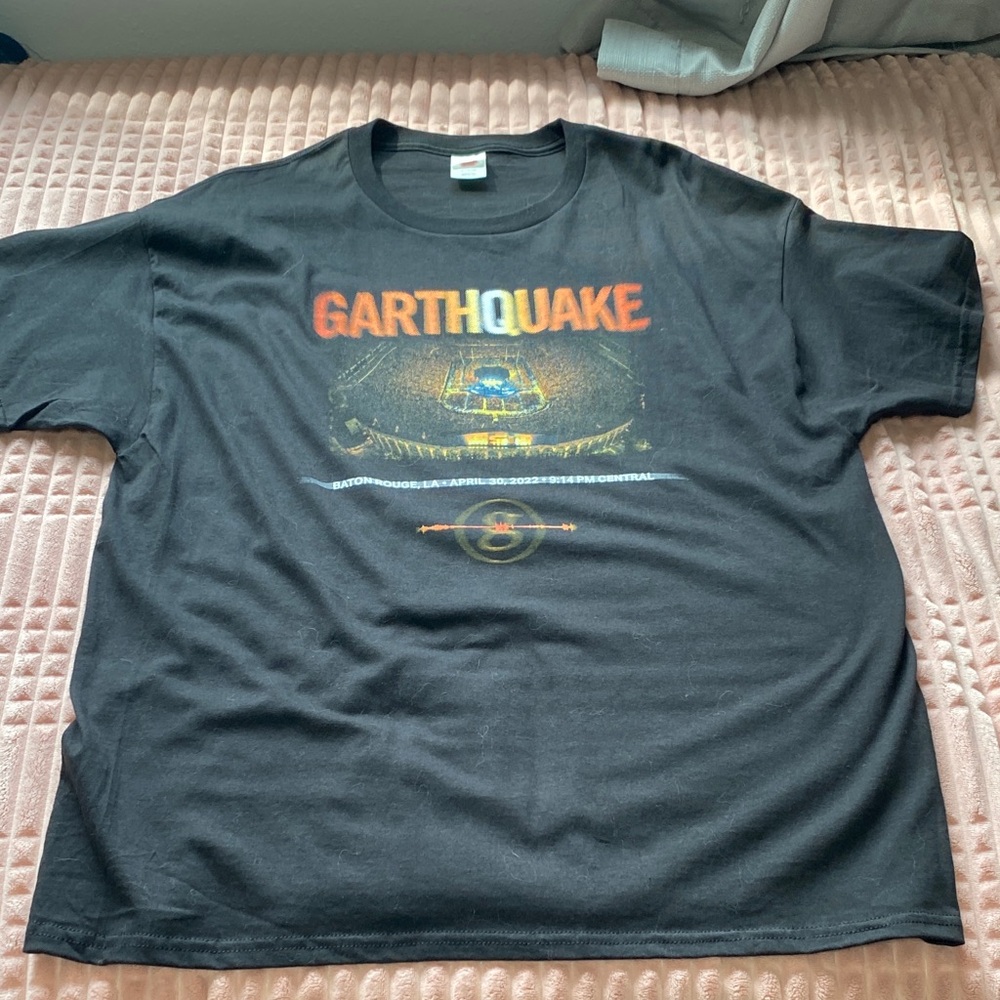 GARTH BROOKS Hanes Black T-Shirt